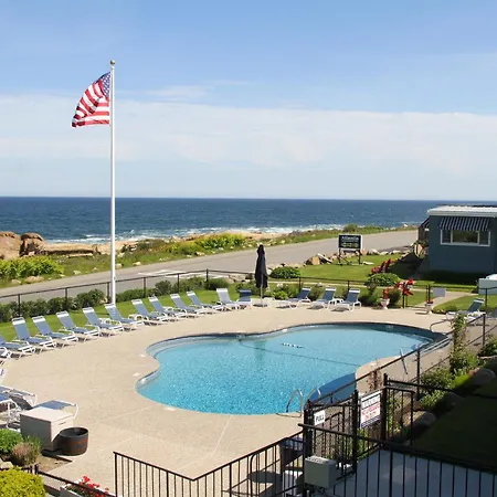 Atlantis Oceanfront Inn Gloucester Exterior photo