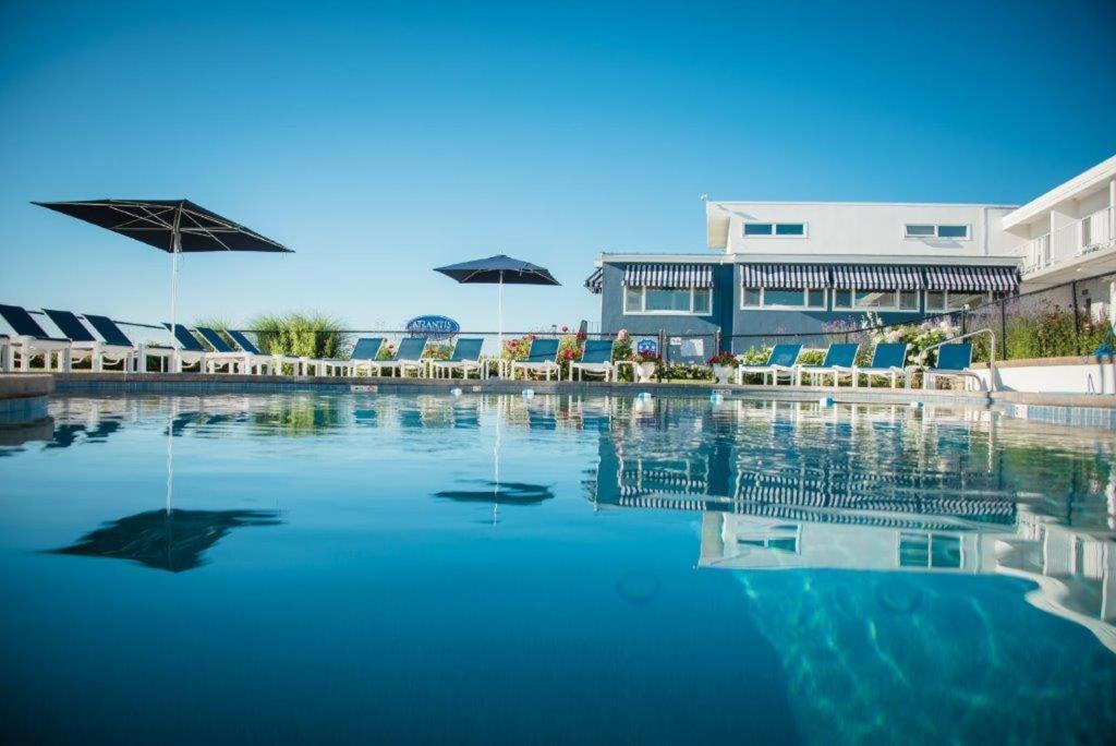 Atlantis Oceanfront Gloucester